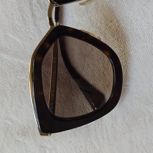 Prada Authentic Women's SPR53S SPR/53S Sunglasses - Picture 3 of 12